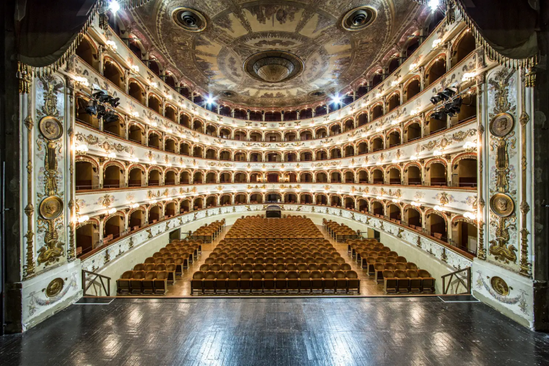 FERRARA: Audizioni per La Cenerentola e Il Barbiere di Siviglia